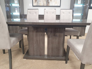 Monte Carlo Dining Set